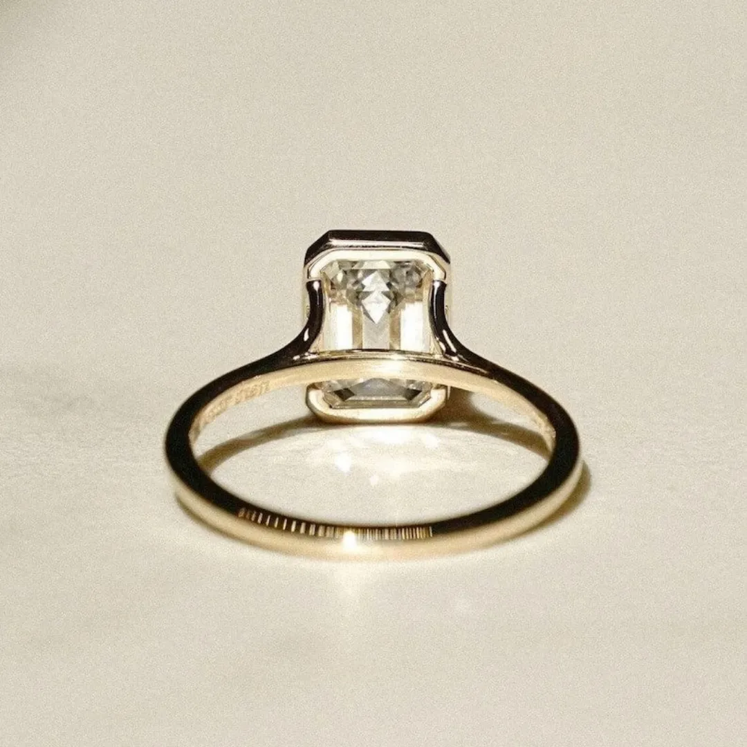 /public/photos/live/emerald (4).webp